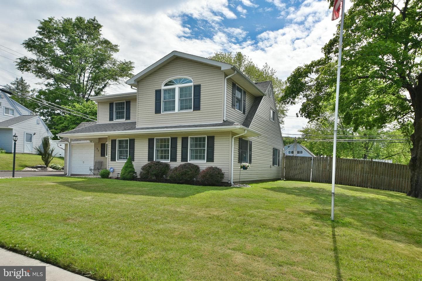 65 Hawk Road photo 4