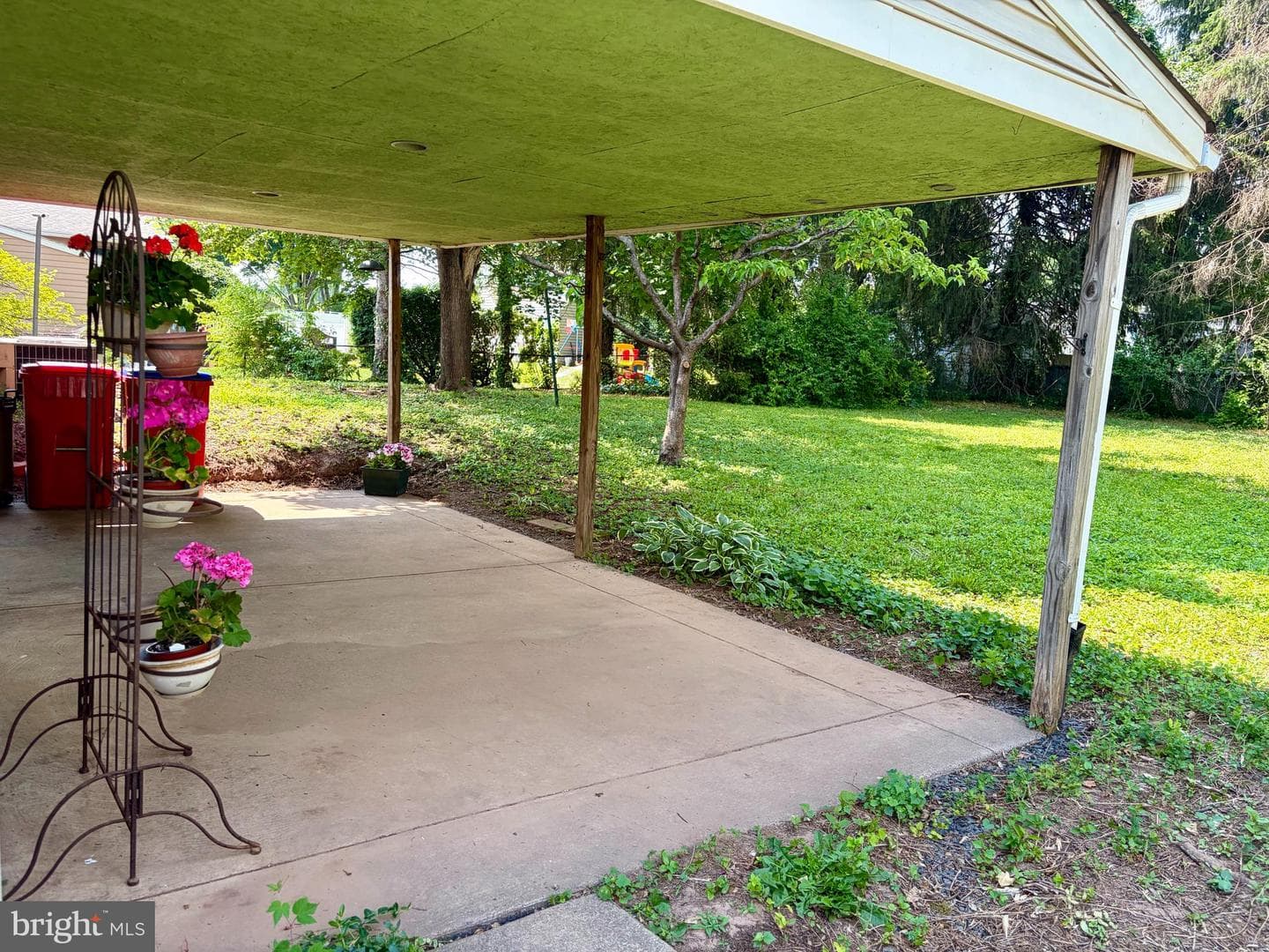 1258 Tulip Rd photo 20