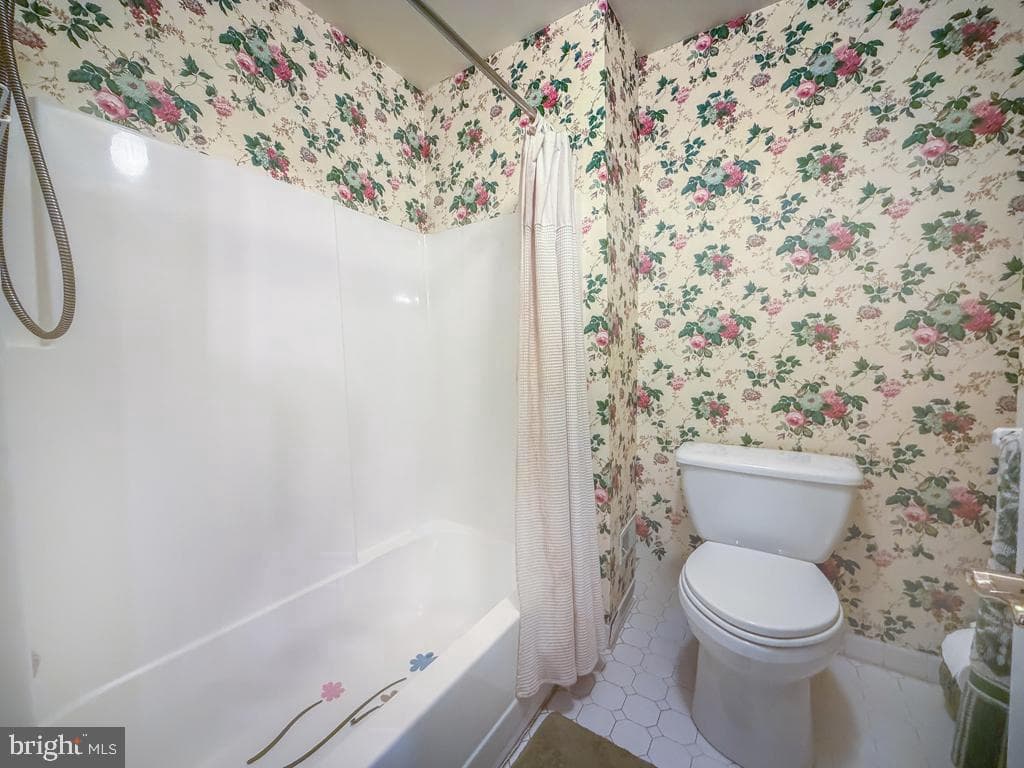 52 Woodbridge Court N photo 31