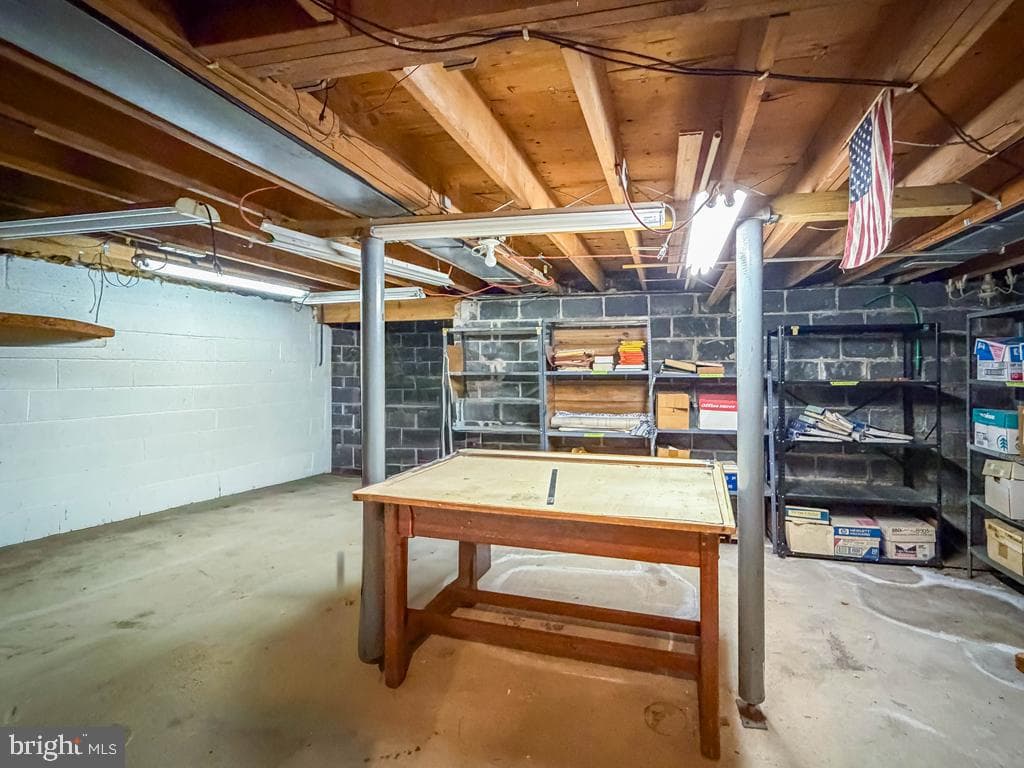 52 Woodbridge Court N photo 39