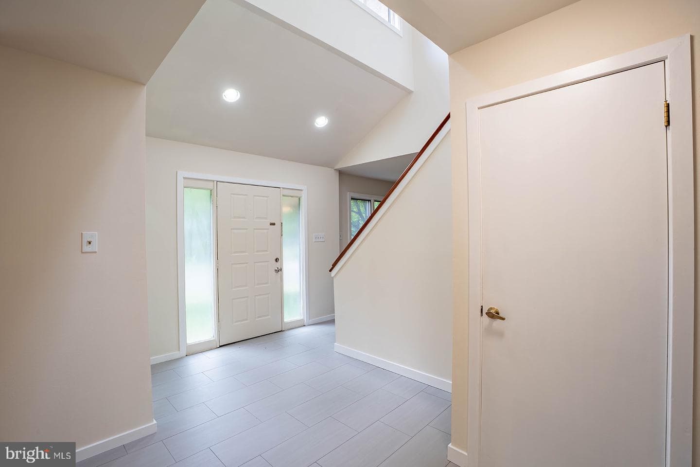 491 Kings Road photo 7