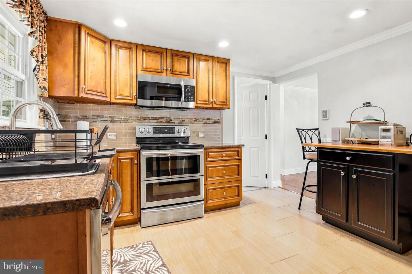 801 Valley Road photo 8