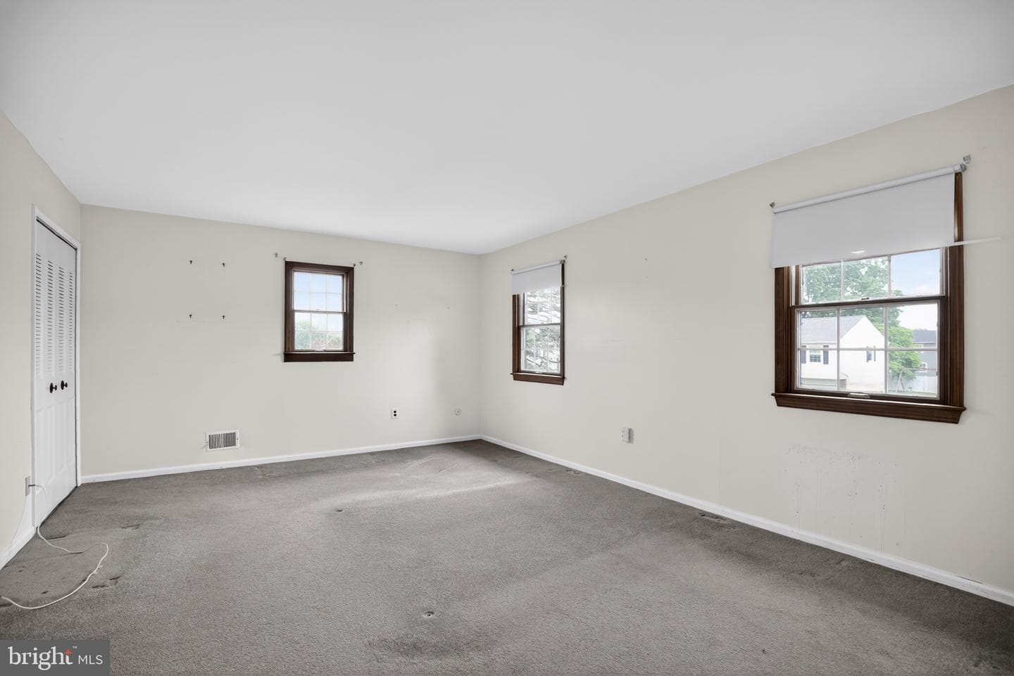 95 Taylor Drive photo 17