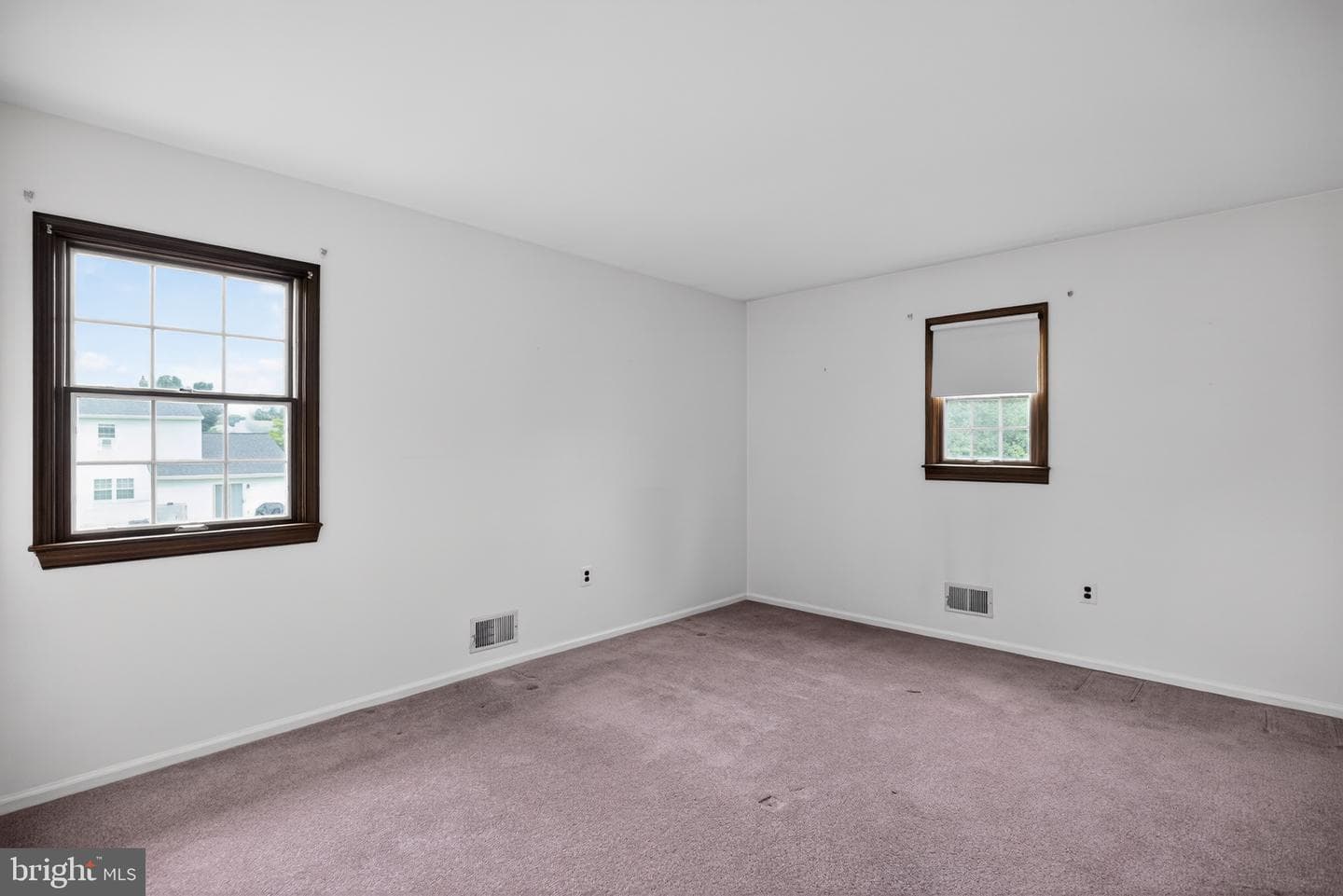 95 Taylor Drive photo 24