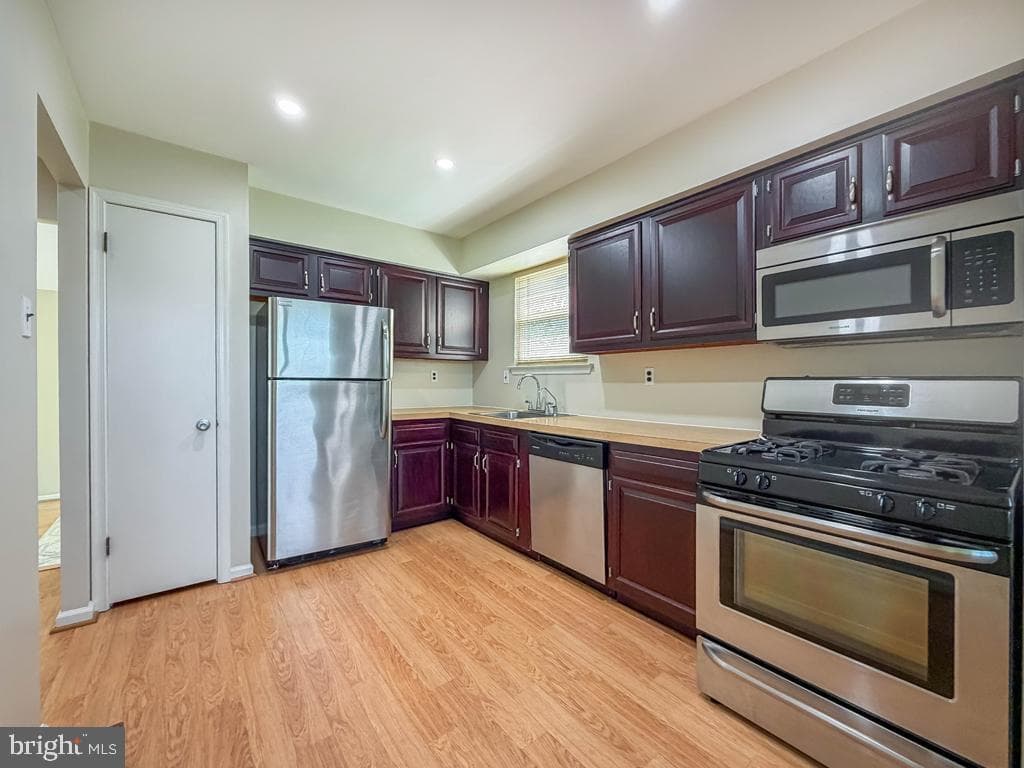 75 Dawson Road photo 14
