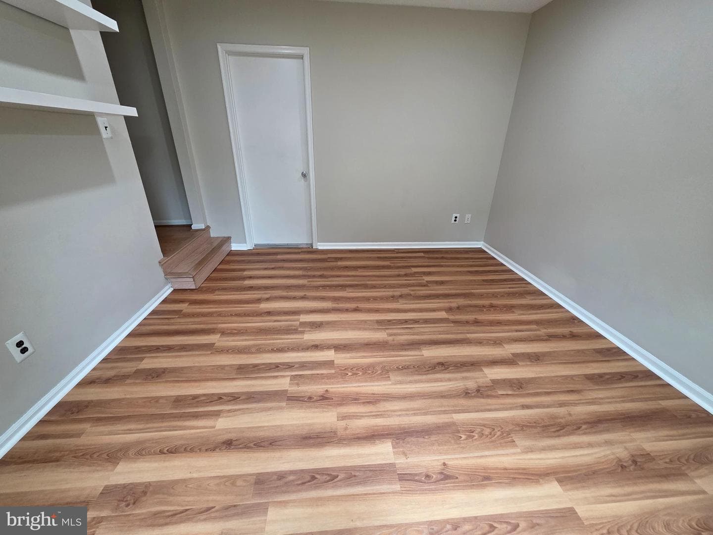 75 Dawson Road photo 20