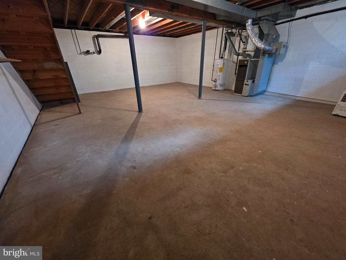 75 Dawson Road photo 35