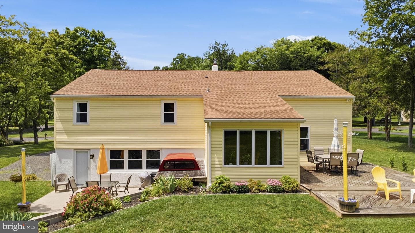 2813 Country Ln photo 35