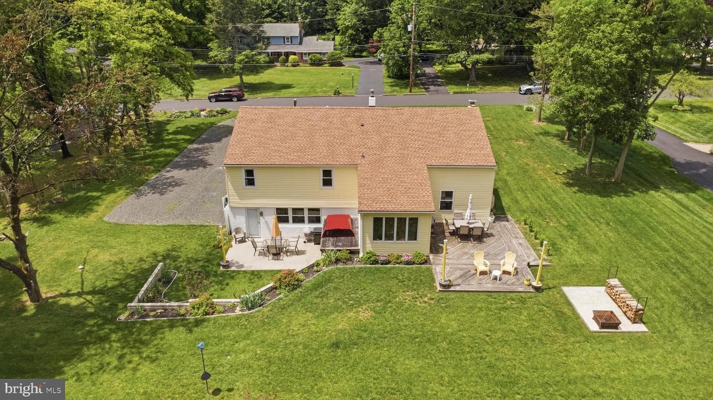 2813 Country Ln photo 36