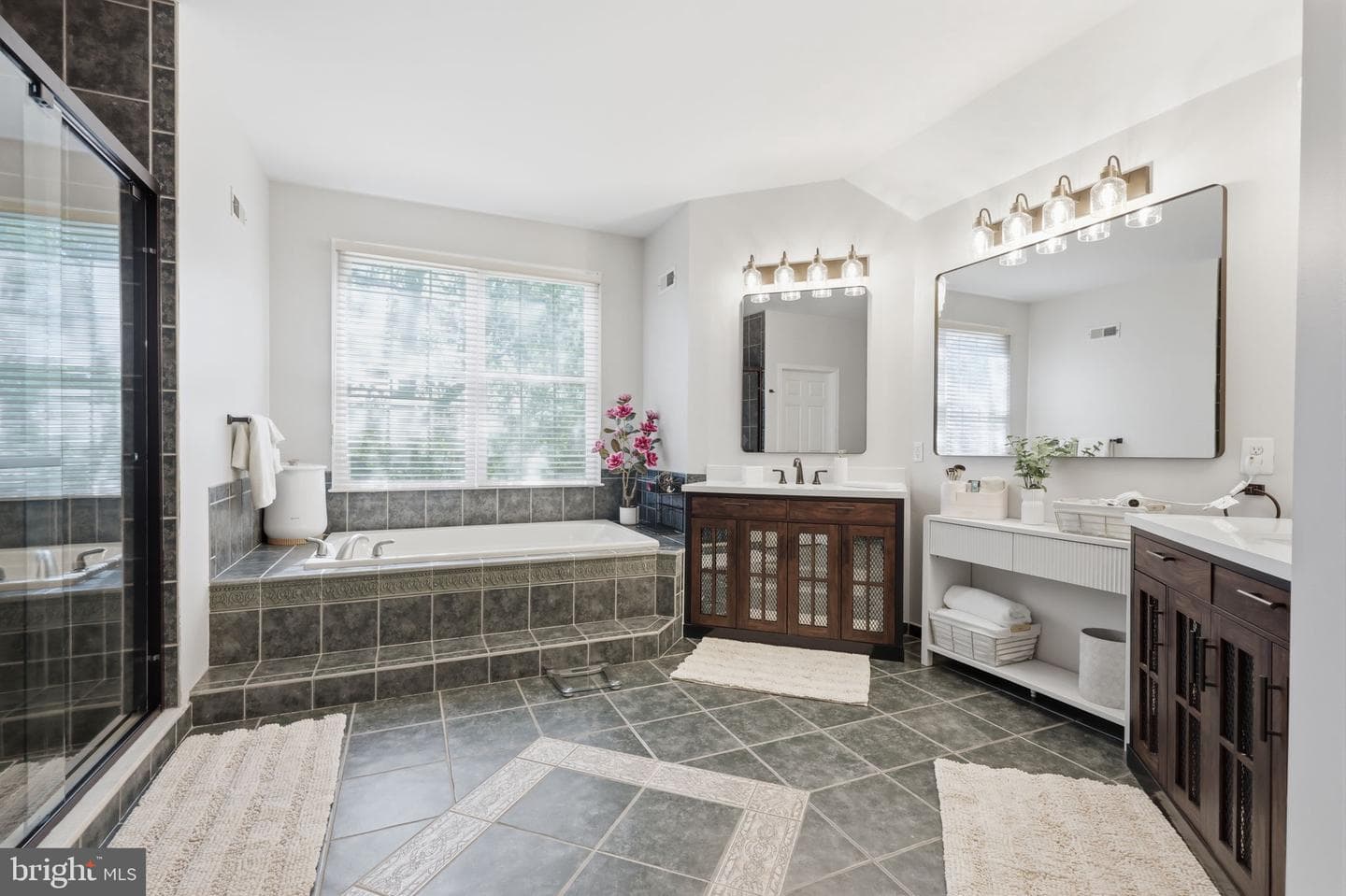 2 Rossiter Cir photo 43