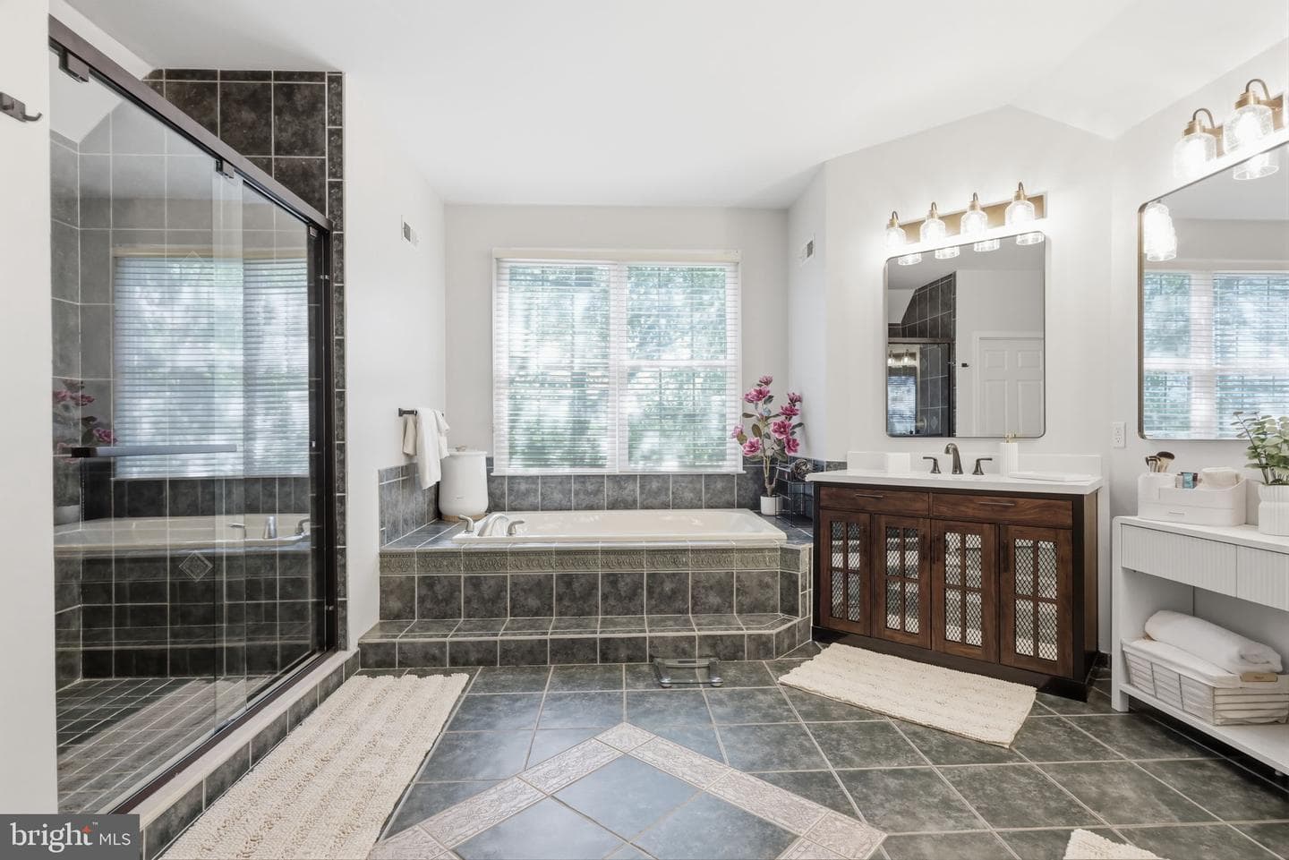2 Rossiter Cir photo 44