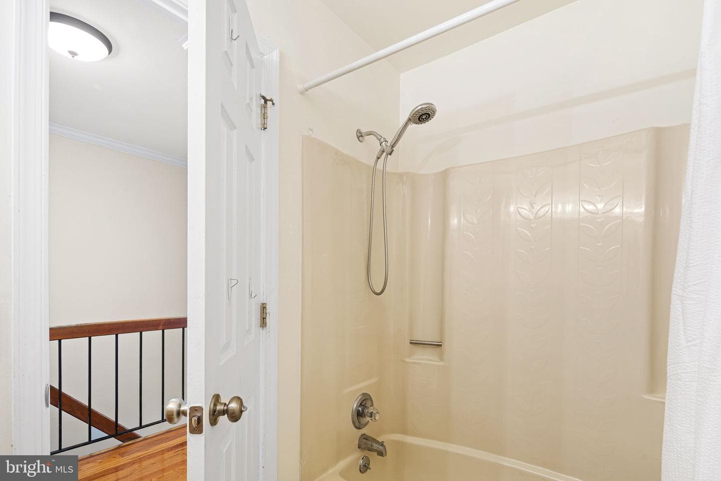 1485 Tarleton Place photo 21