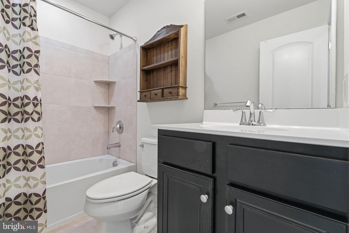 151 E Prince George Street photo 17