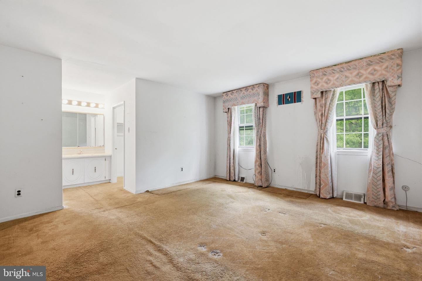 520 Pebble Ridge Court photo 13