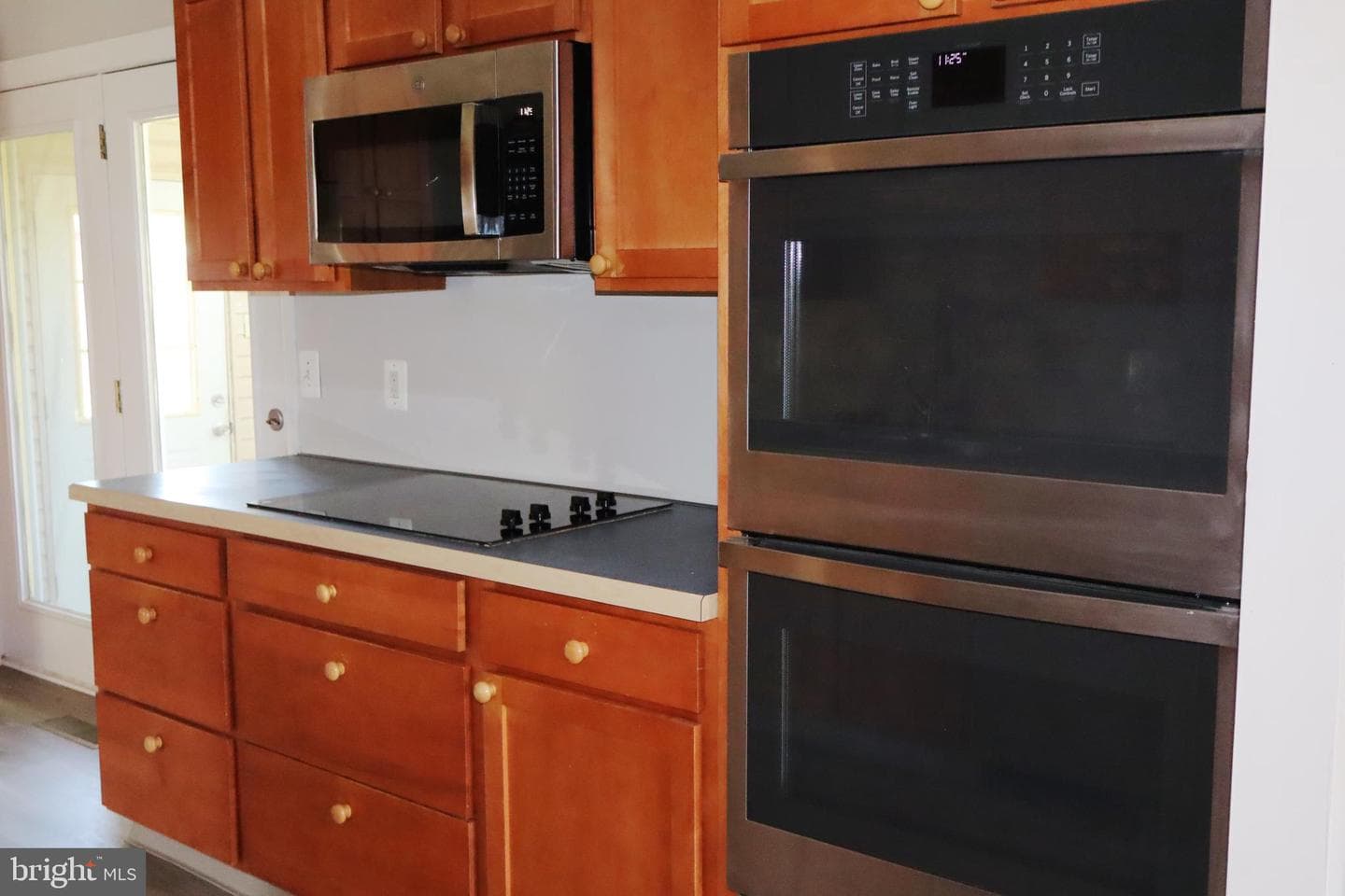 229 Suffolk Road photo 18