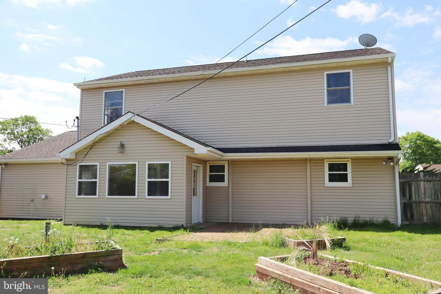 229 Suffolk Road photo 3