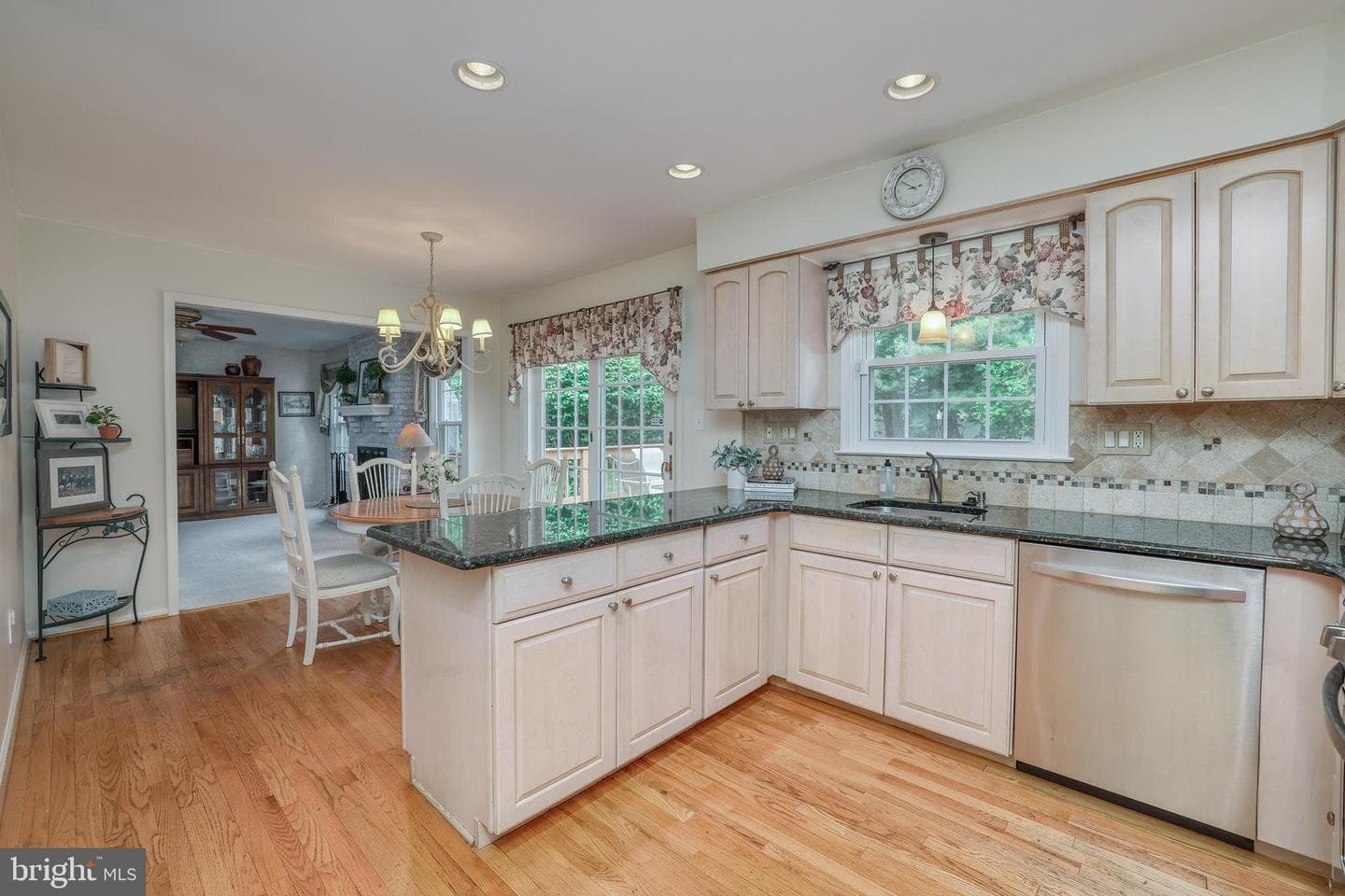435 Ramsey Road photo 17