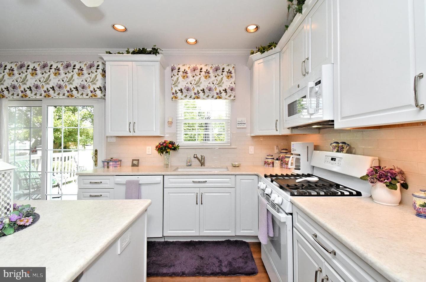 404 English Ivy Drive photo 22