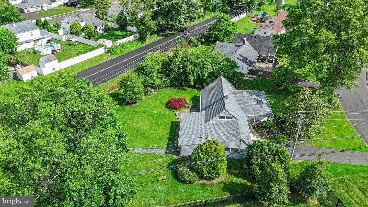 78 Red Berry Road photo 38