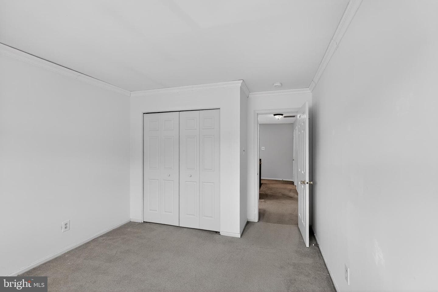 163 Hillcroft Way photo 18