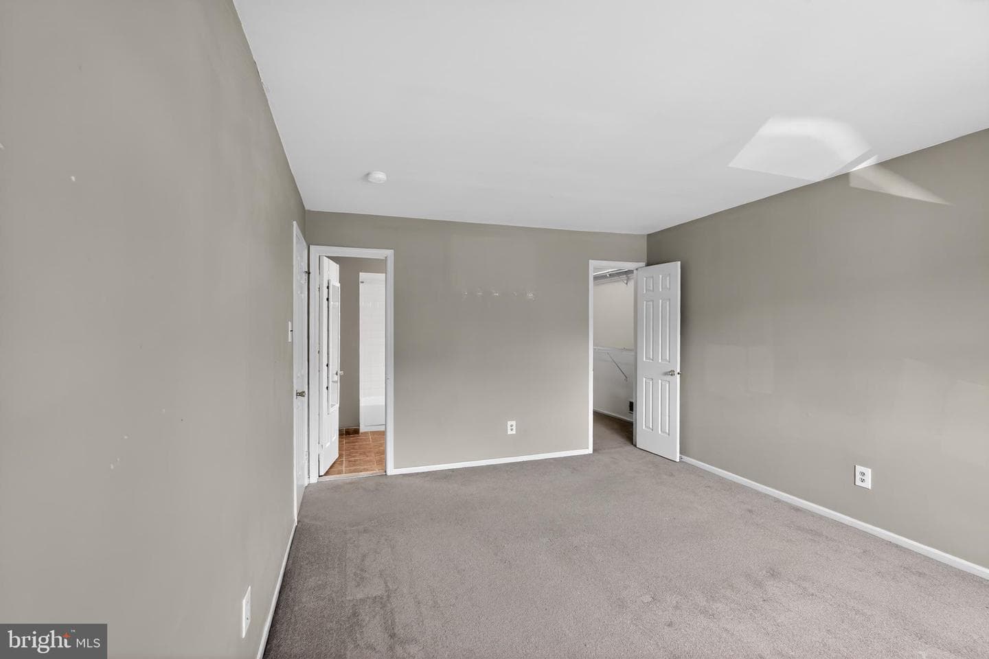 163 Hillcroft Way photo 20