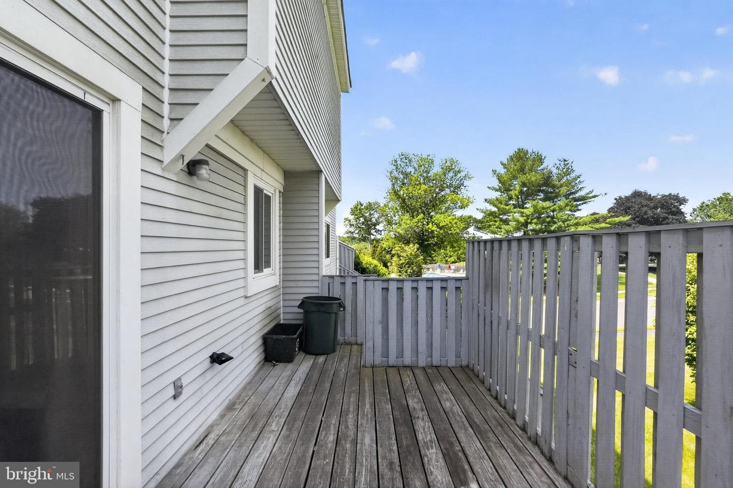 163 Hillcroft Way photo 30