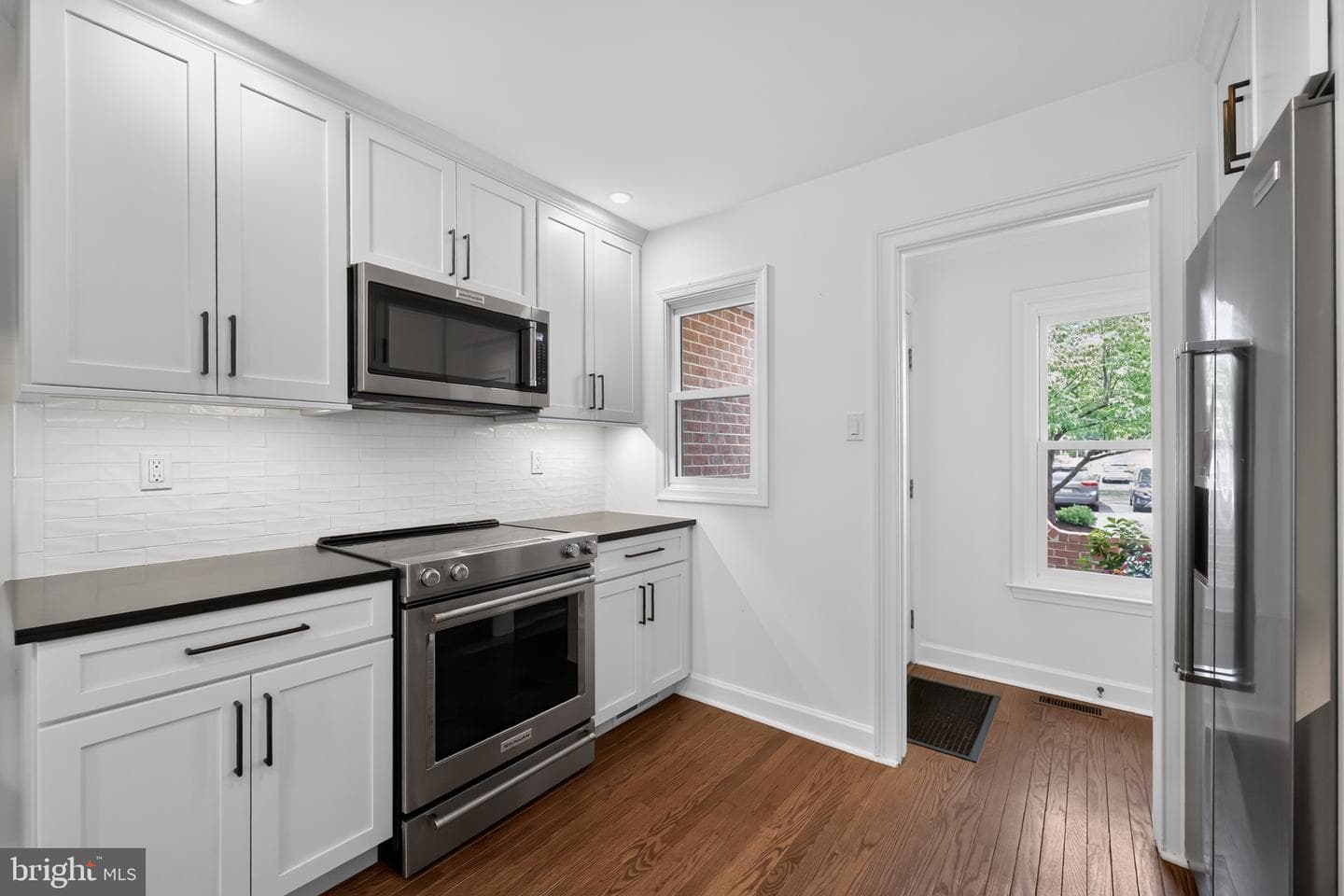35 Sutphin Pines photo 5