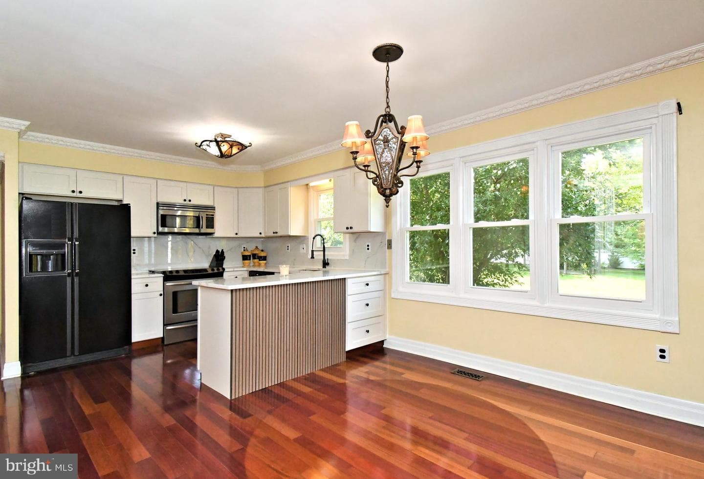 1601 Clark Drive photo 18