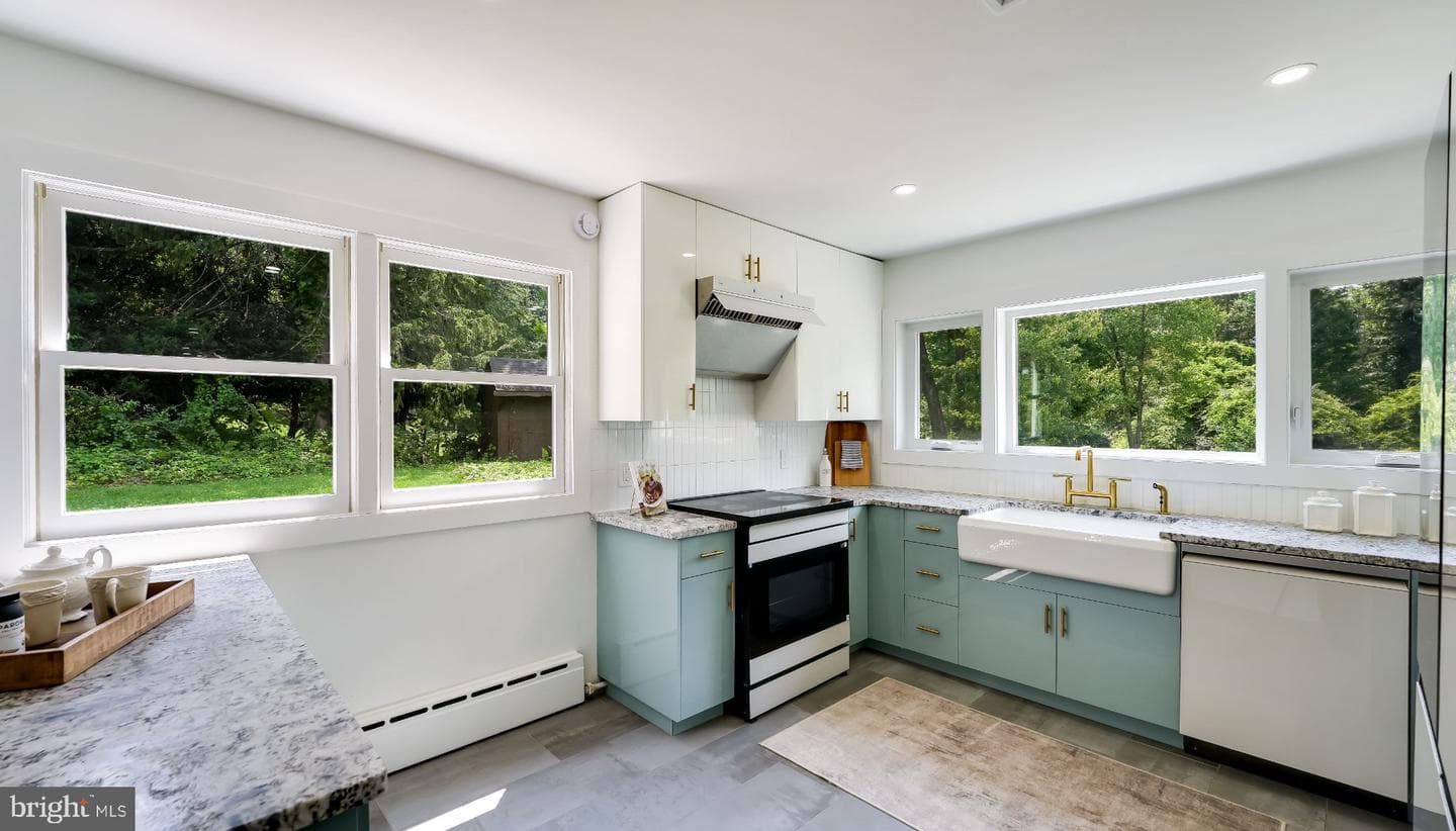 6795 Chapel Road photo 14