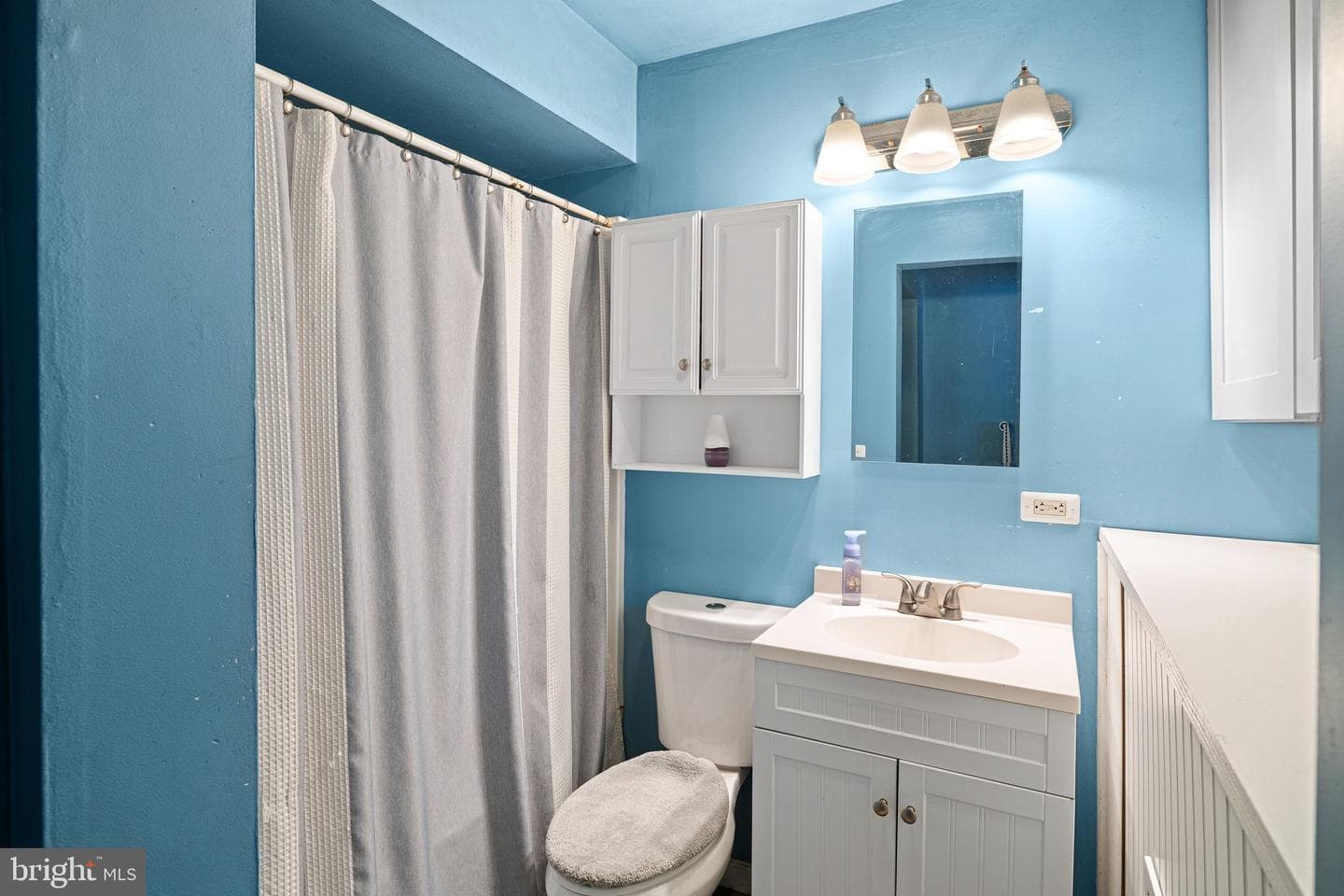 360 Holly Drive photo 15