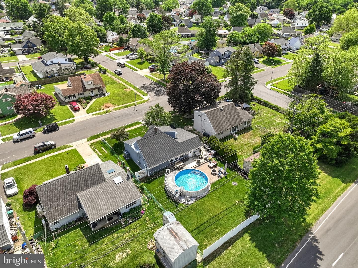 360 Holly Drive photo 37