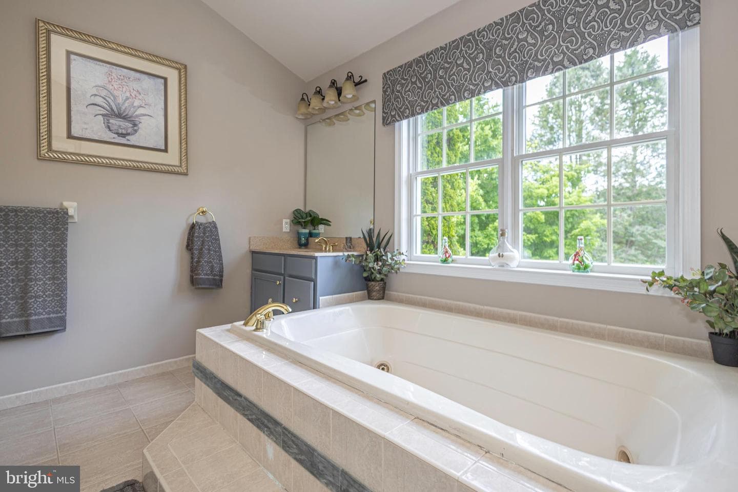 2062 Silverwood Drive photo 40