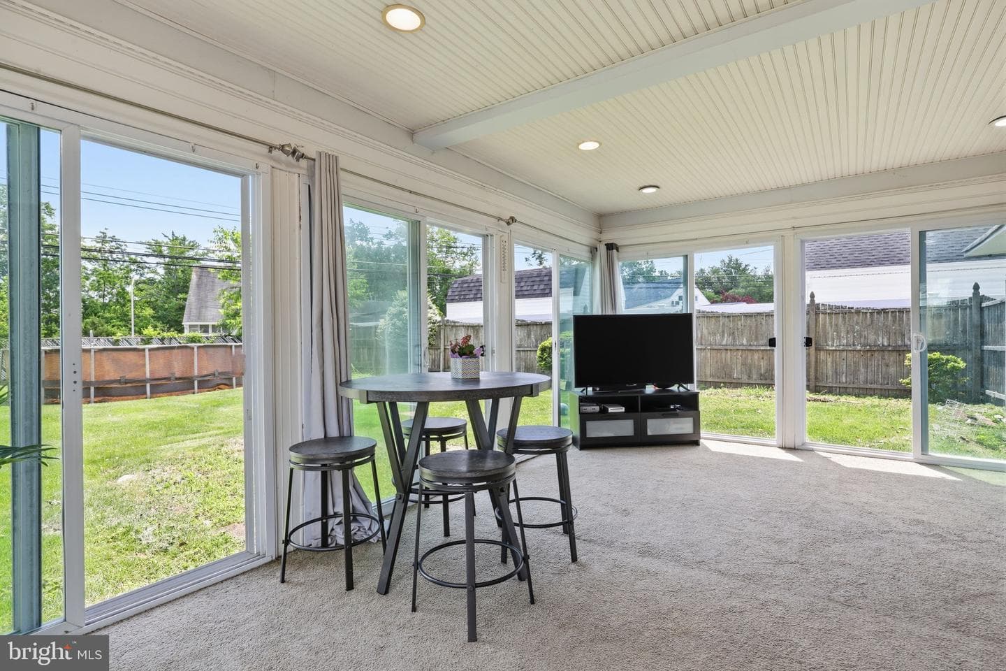 12 Hickory Lane photo 7