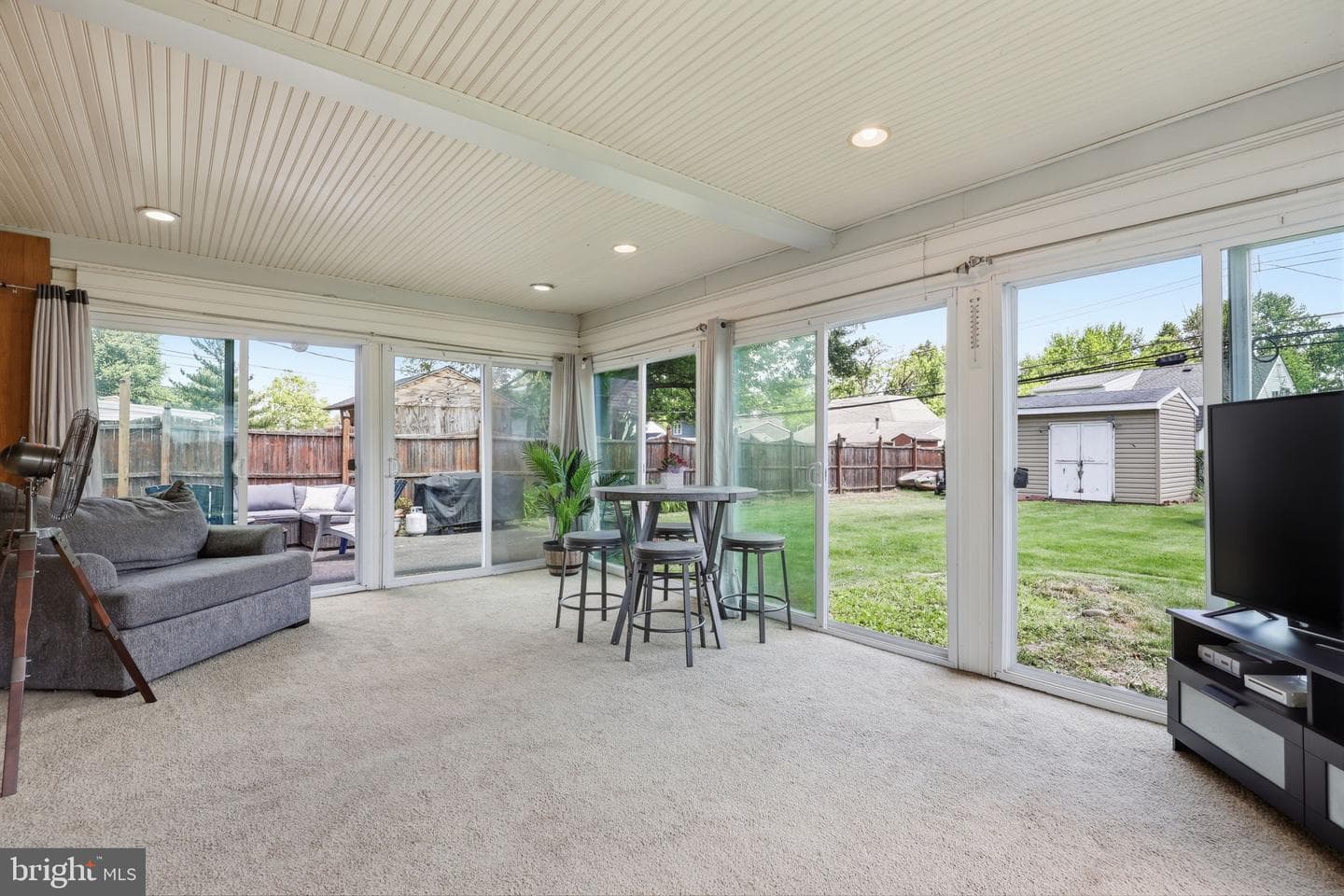 12 Hickory Lane photo 8