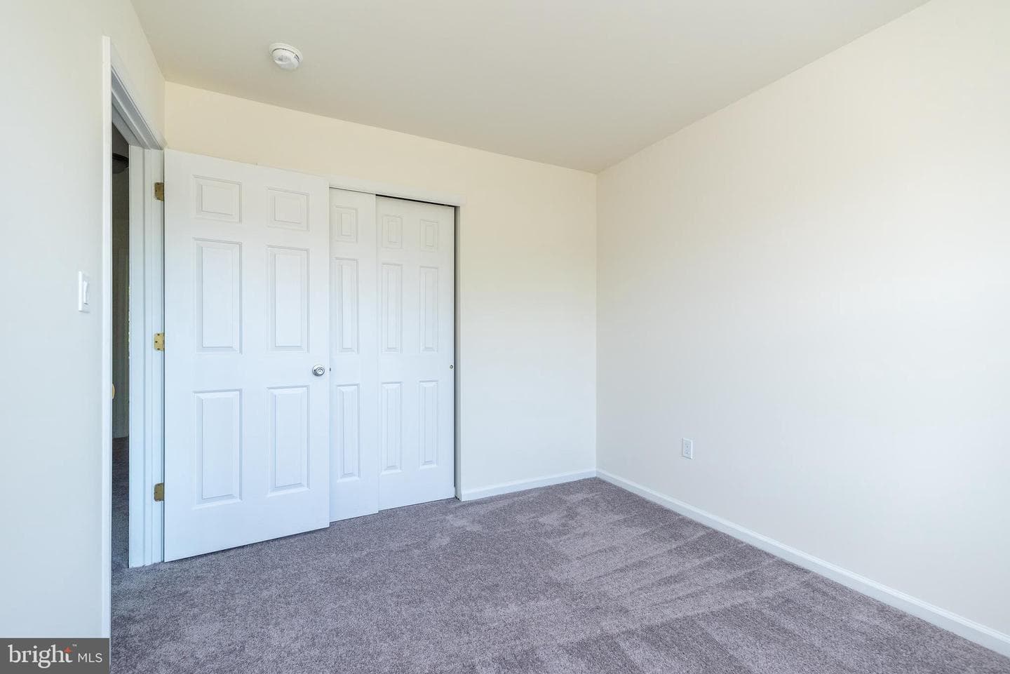 118 Galway Circle photo 31