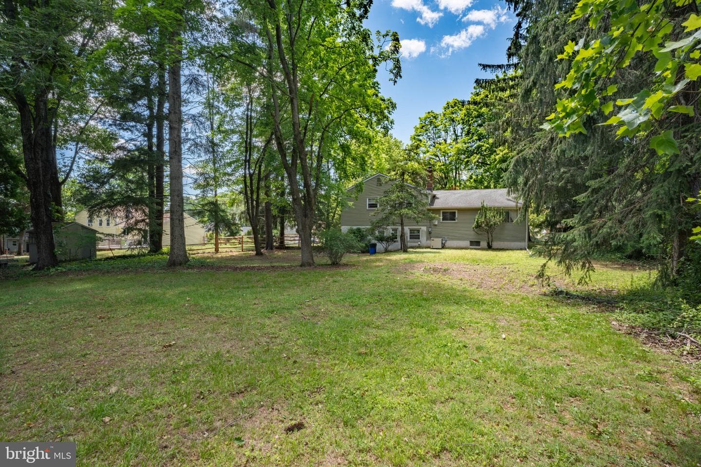 14 Lower Hilltop Road photo 36