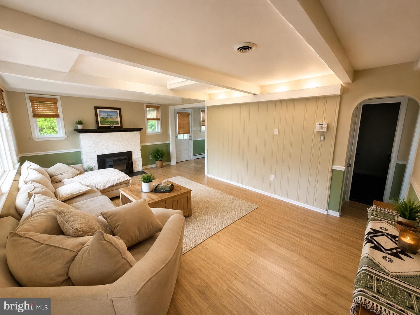 4519 Belmont Avenue photo 3