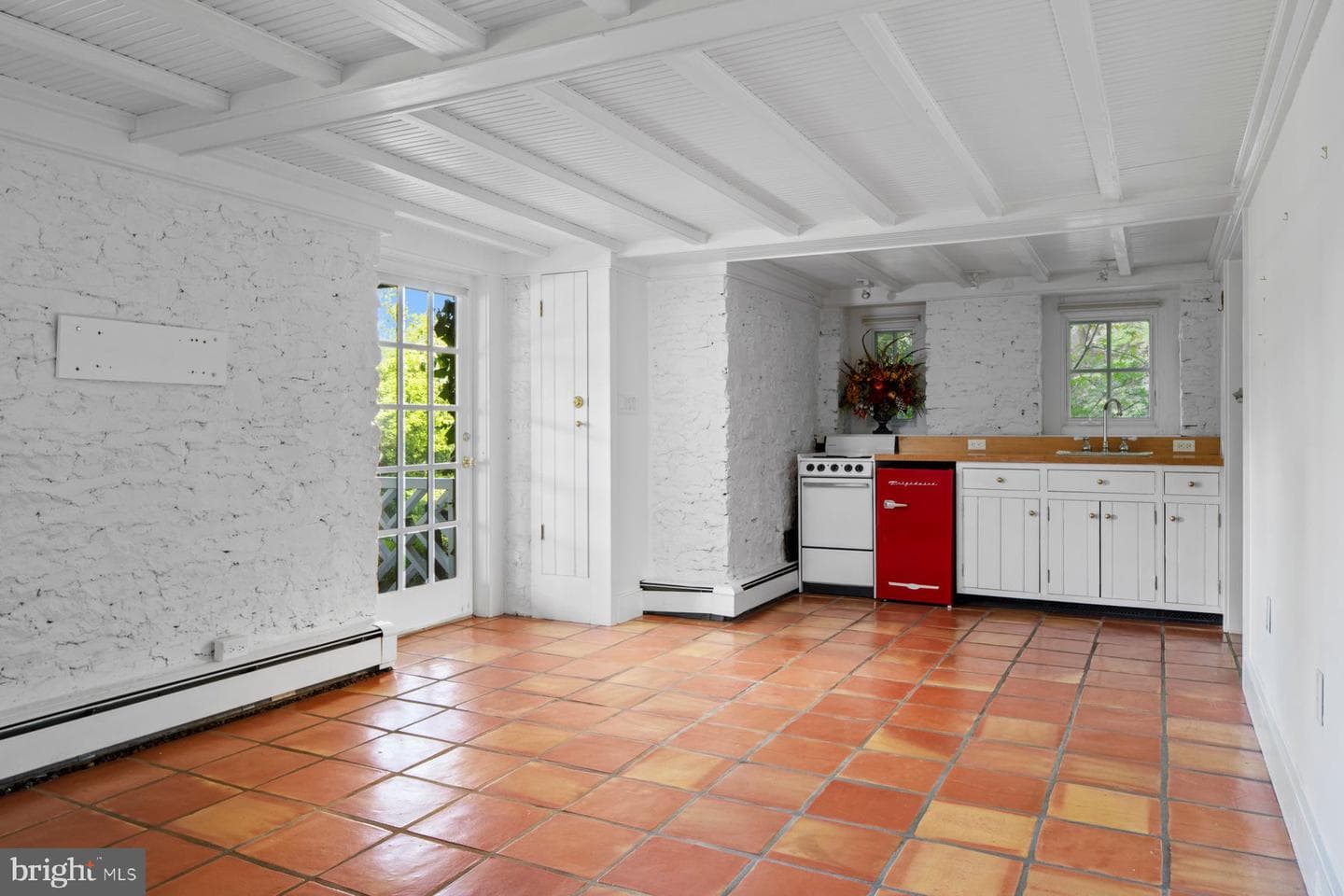 3610 B River Road photo 16