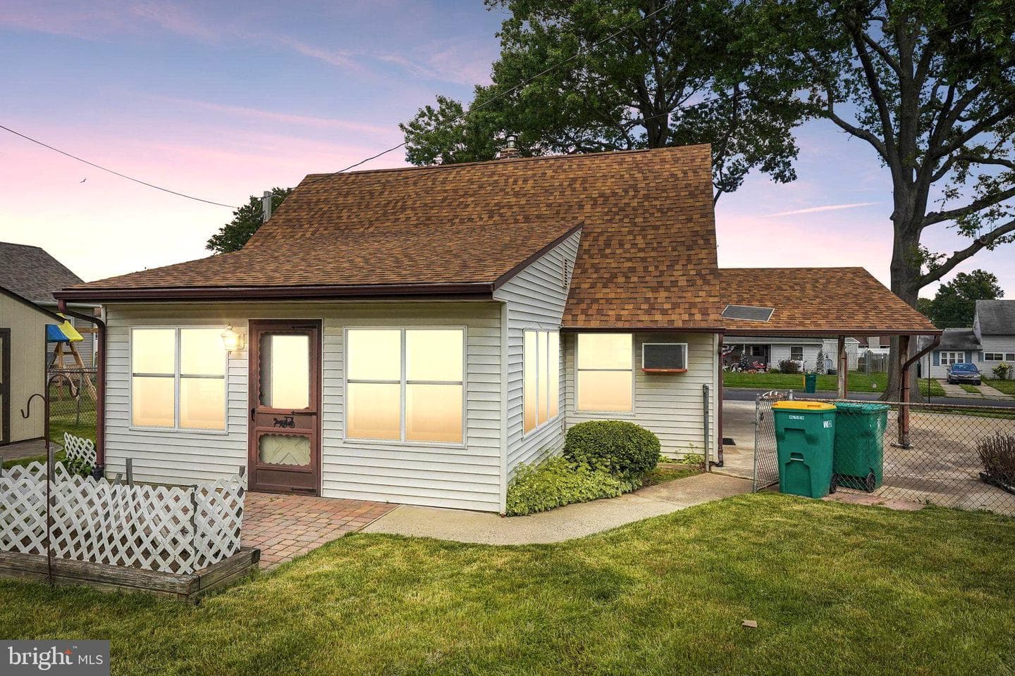 9 Rustleaf Lane photo 2