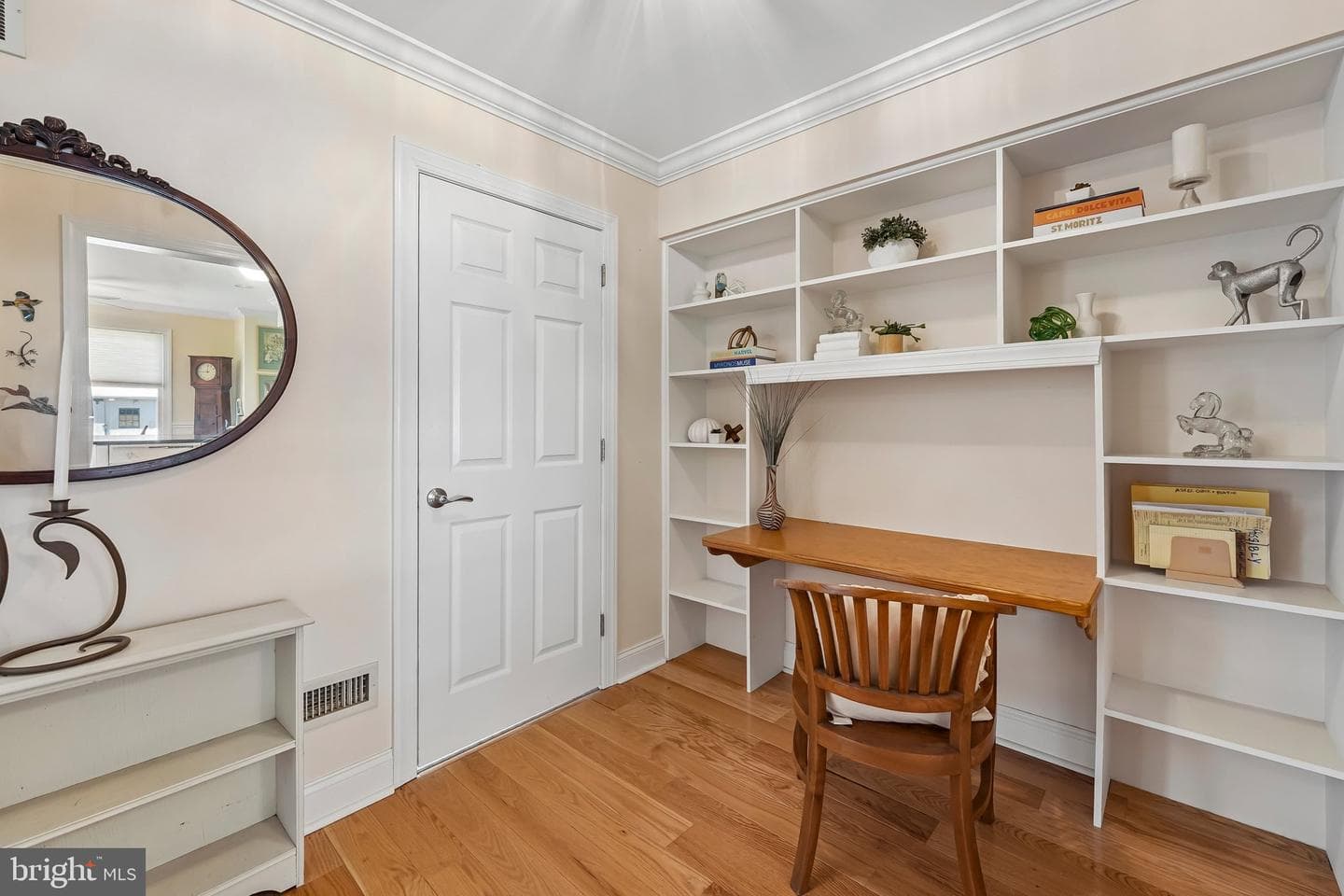 262 Logan Street photo 16