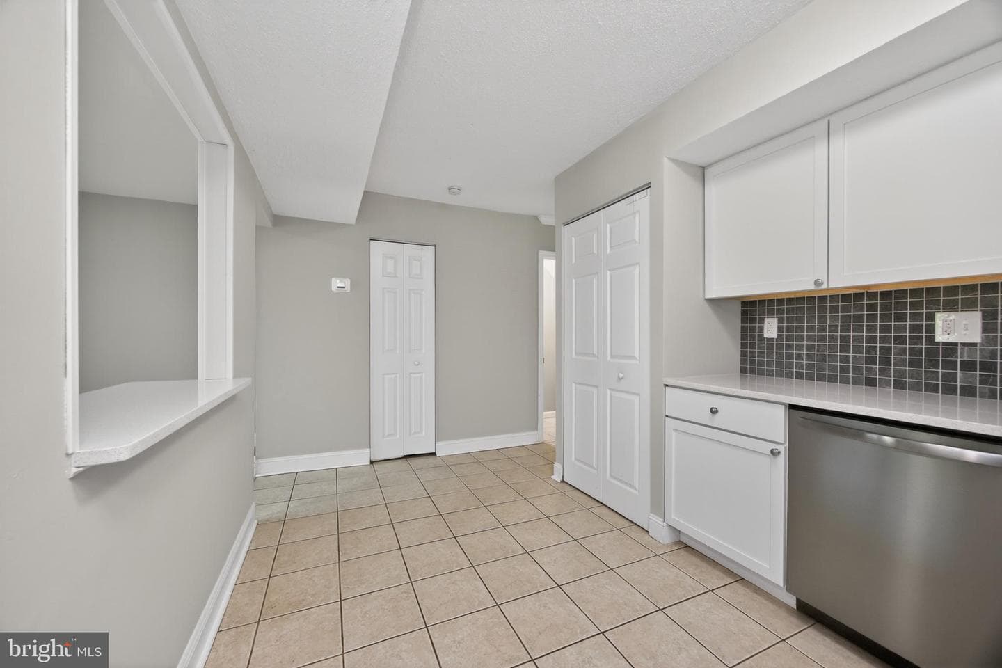 179 Reliance Place photo 12