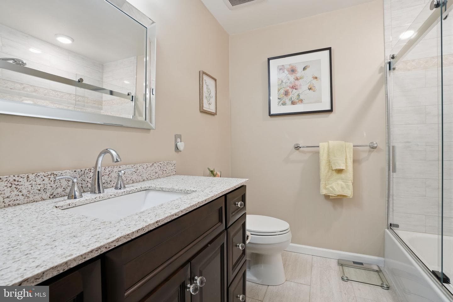 718 Bridgeview Road photo 23