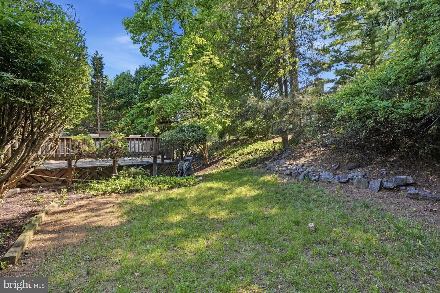 718 Bridgeview Road photo 40