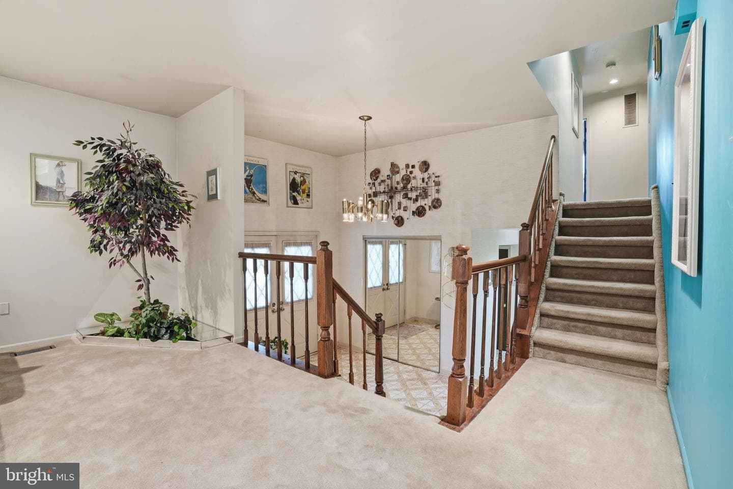 718 Bridgeview Road photo 9