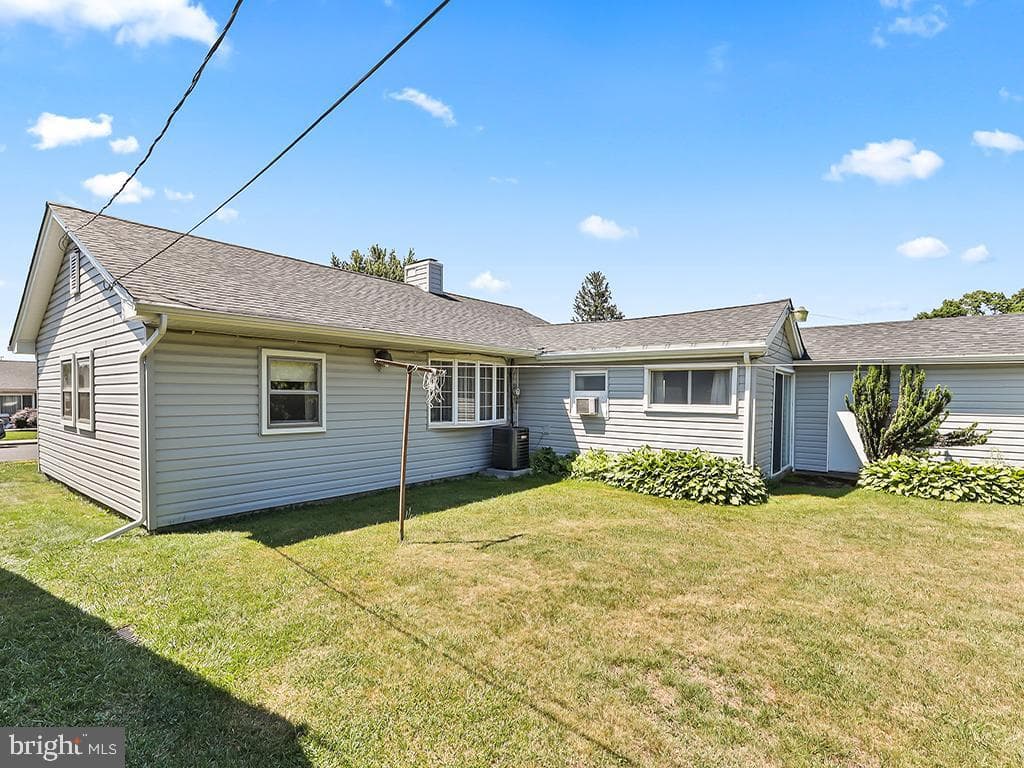 209 Austin Drive photo 4