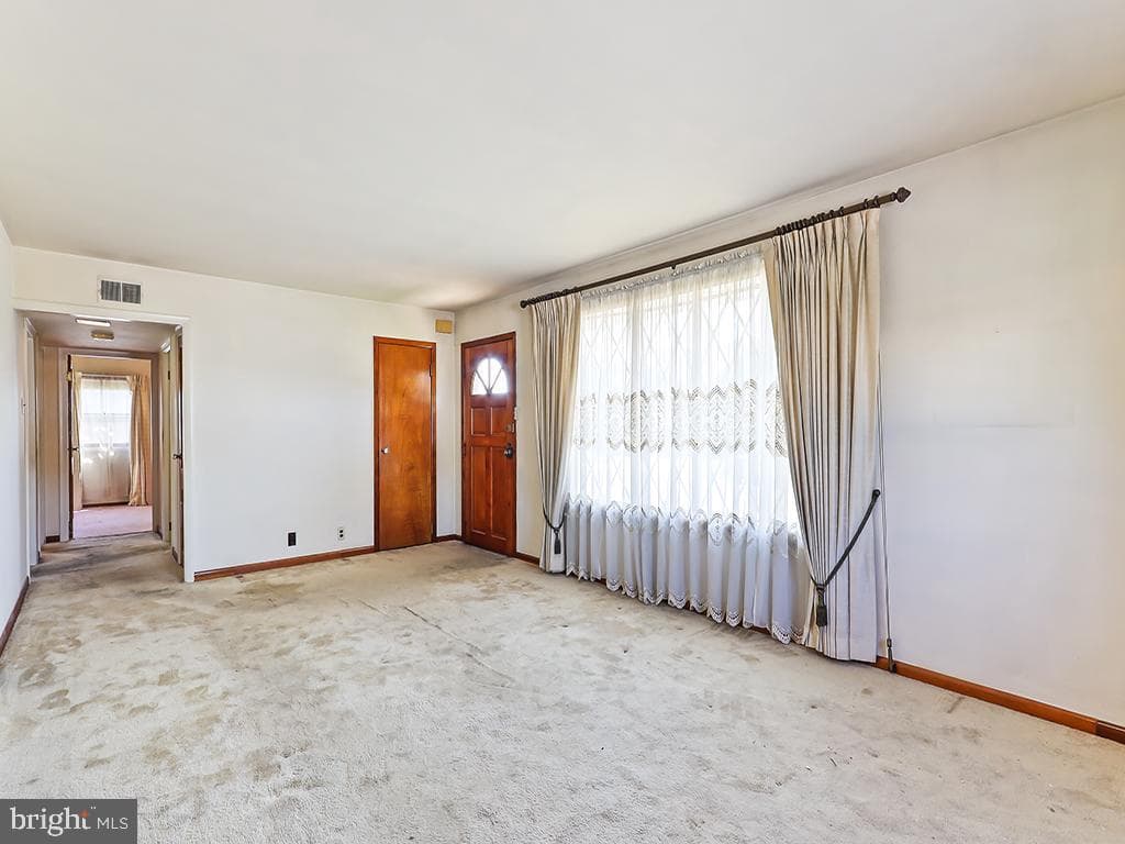 209 Austin Drive photo 8