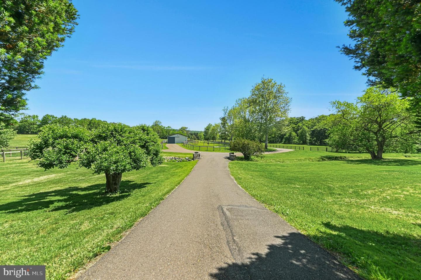 1194 Street Road photo 55