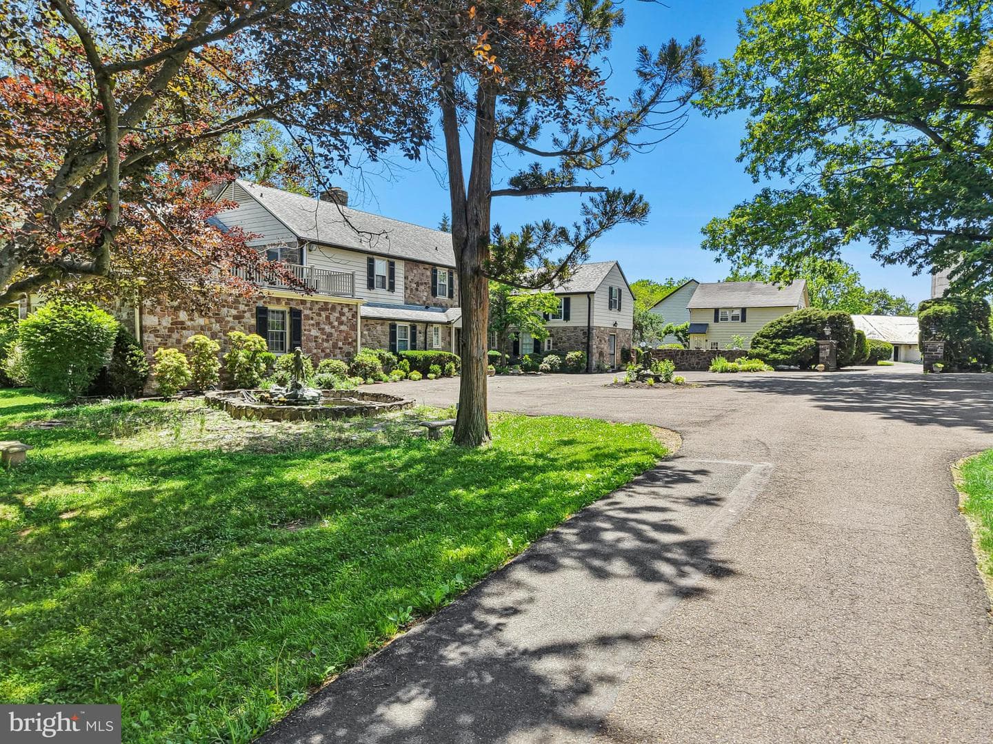 1194 Street Road photo 7