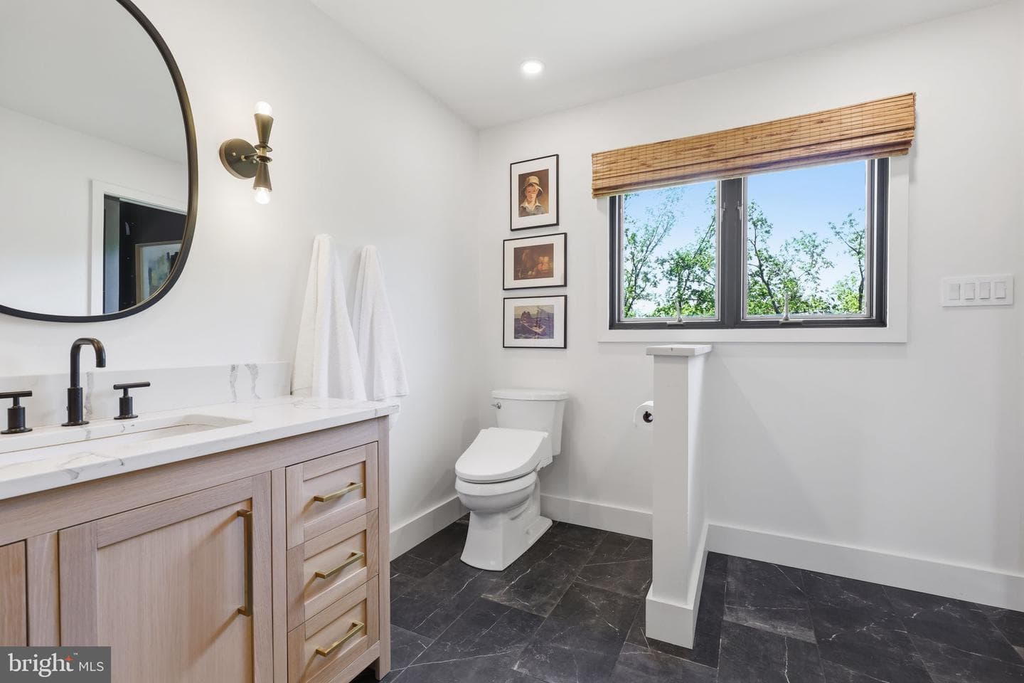 33 Woodhill Road photo 25