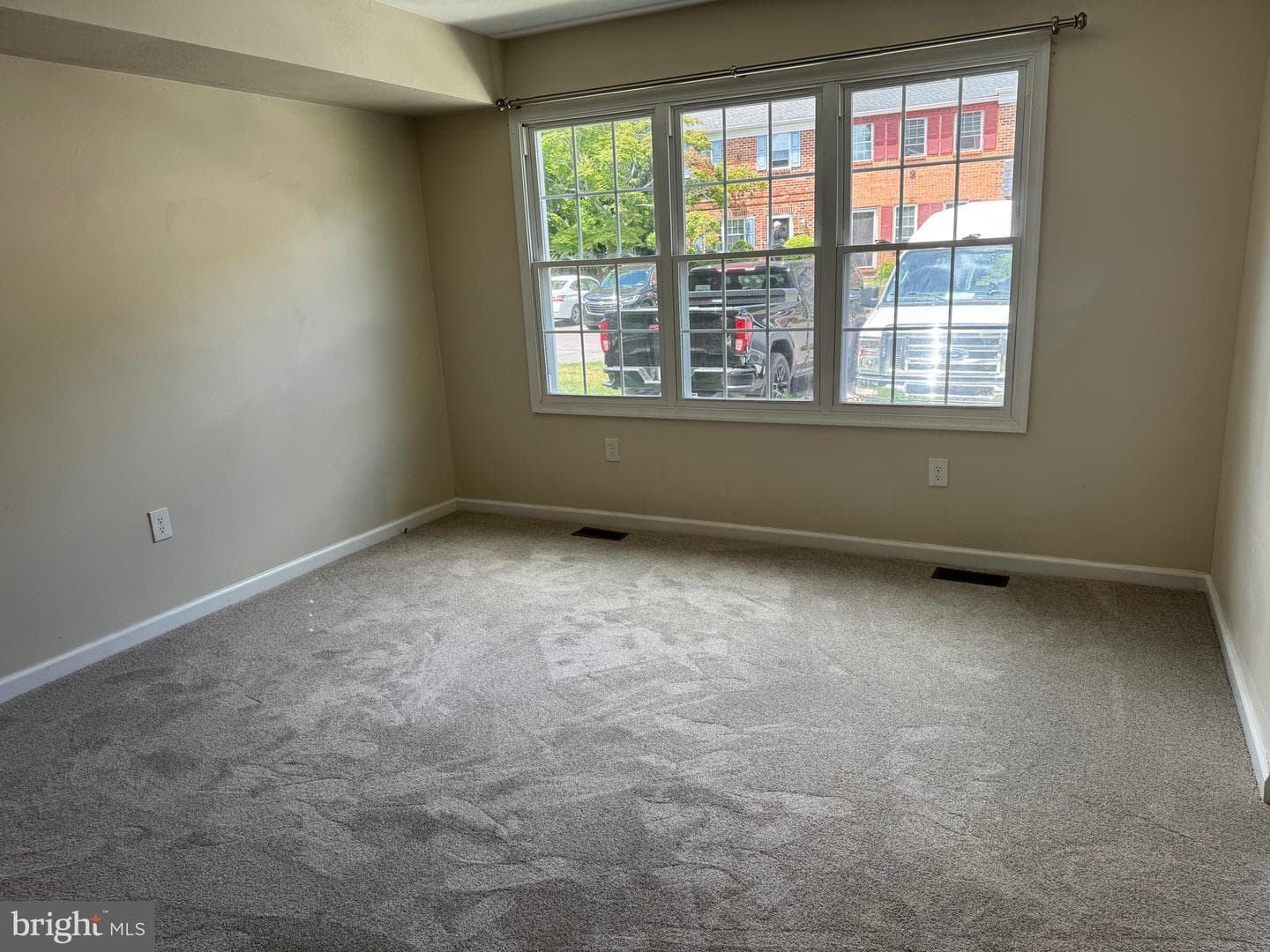 60 Providence Avenue photo 29